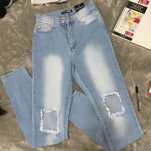NWT Fashion Nova-(SIZE7) Junior skinny jeans